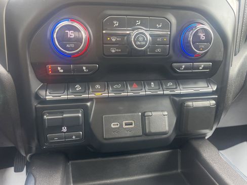 Used 2021 Chevrolet Silverado 1500 LT Trail Boss w/ Convenience Package II image 32