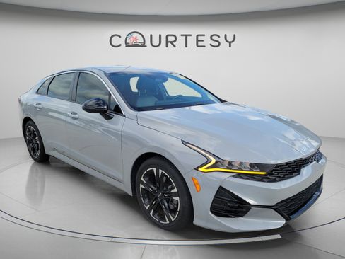 Used 2022 Kia K5 GT-Line FWD image 4
