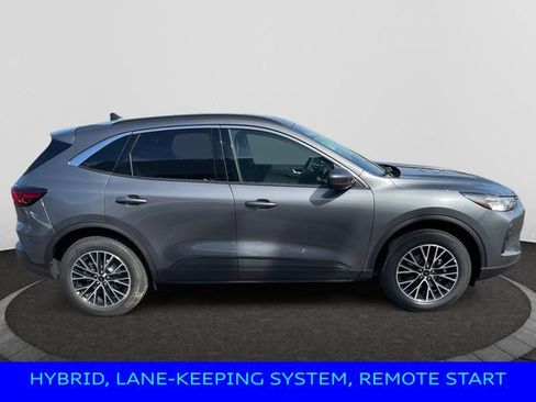 New 2024 Ford Escape SE FWD image 6