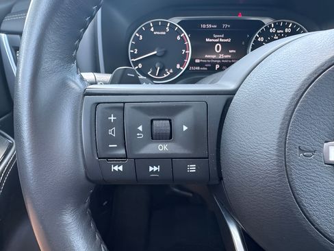 Used 2024 Nissan Rogue SV w/ SV Premium Package AWD/4WD image 21