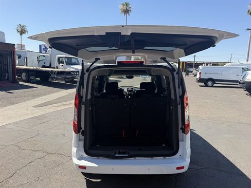 Used 2023 Ford Transit Connect XLT w/ Trailer Tow Package FWD image 7