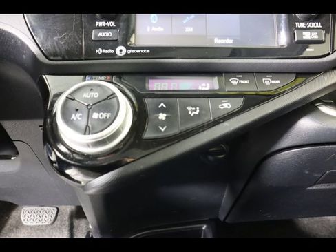 Used 2015 Toyota Prius C Three image 37