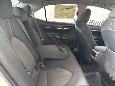 Used 2021 Toyota Camry LE FWD image 26