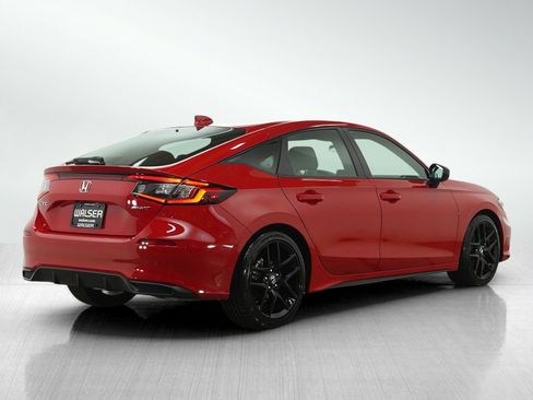 Used 2025 Honda Civic Sport image 5