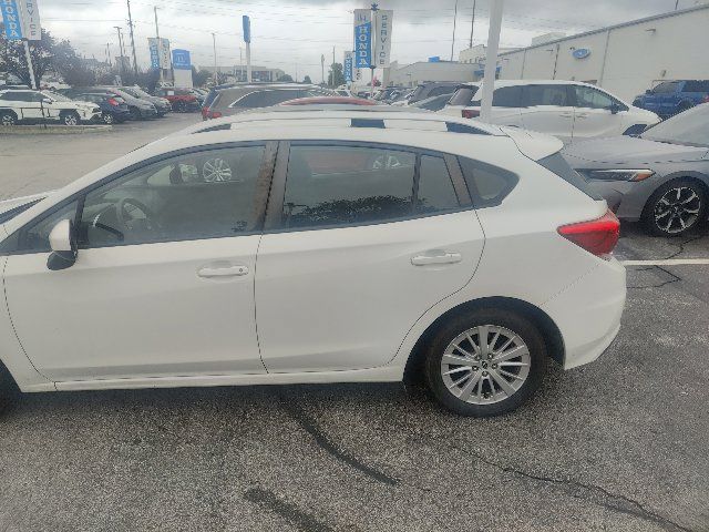 Used 2017 Subaru Impreza 2.0i Premium AWD/4WD image 8