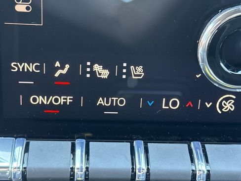 New 2026 GMC Yukon Elevation w/ Elevation Premium Package AWD/4WD image 22