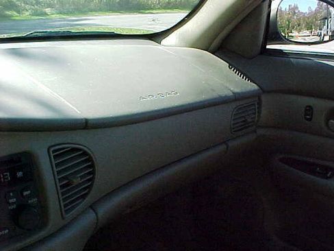 Used 2004 Buick Century Custom FWD image 23