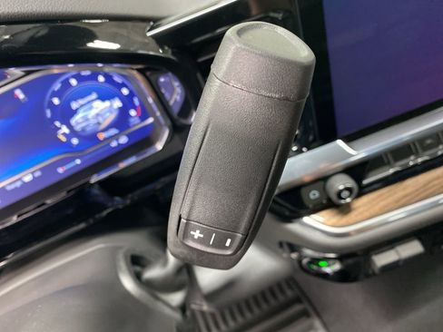 New 2025 Chevrolet Silverado 1500 LT image 38