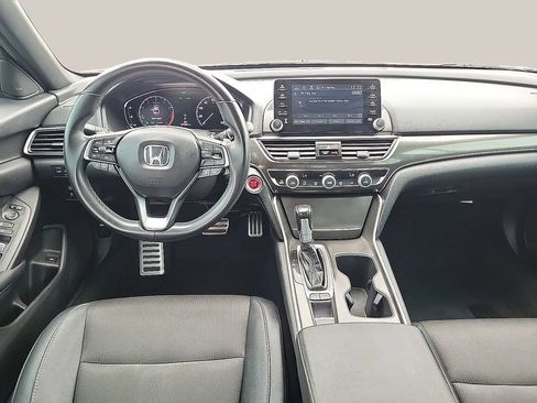 Used 2019 Honda Accord Sport image 10