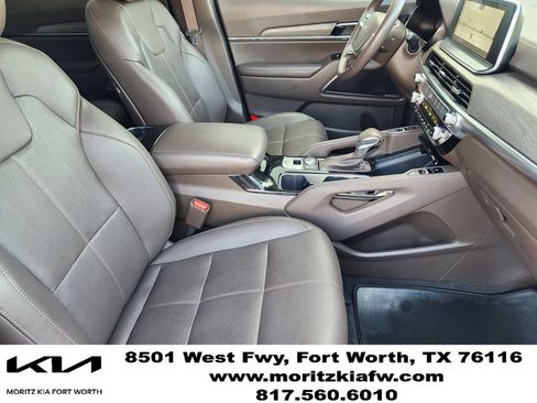 Certified 2022 Kia Telluride SX w/ Nightfall Edition Package AWD/4WD image 13