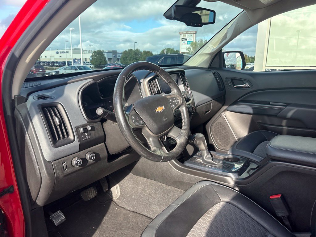 Used 2019 Chevrolet Colorado Z71 AWD/4WD image 10