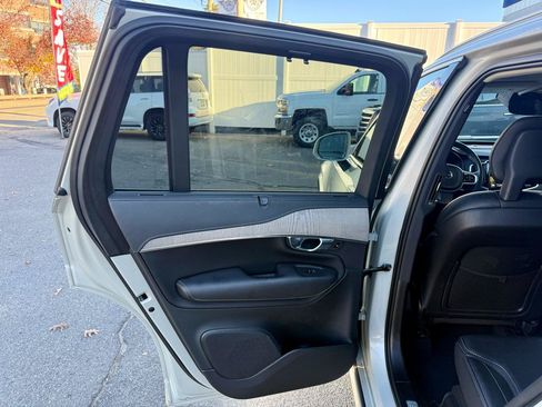 Used 2022 Volvo XC90 T6 Inscription w/ Advanced Package AWD/4WD image 19