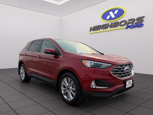 Used 2022 Ford Edge Titanium w/ Class II Trailer Tow Package AWD/4WD image 8