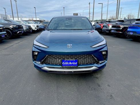 New 2026 Buick Envista Avenir image 25