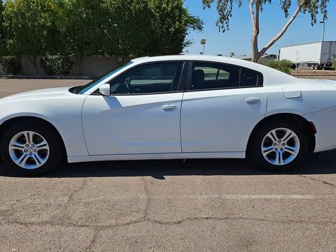 Used 2020 Dodge Charger SXT w/ Leather Interior Group RWD image 7