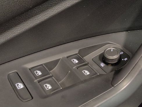 Used 2022 Volkswagen Jetta S FWD image 27