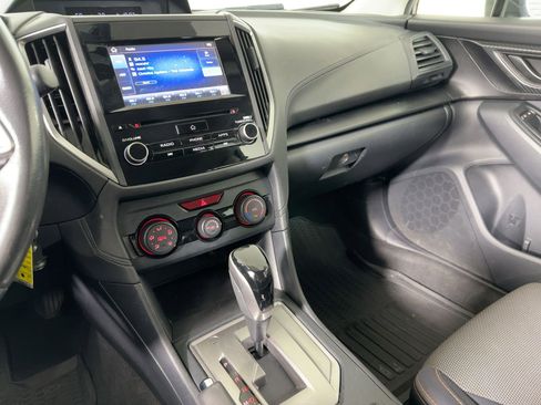 Used 2019 Subaru Crosstrek 2.0i Premium image 23
