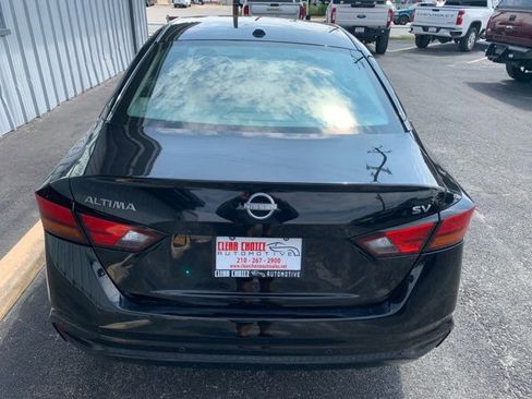 Used 2023 Nissan Altima 2.5 SV FWD image 5