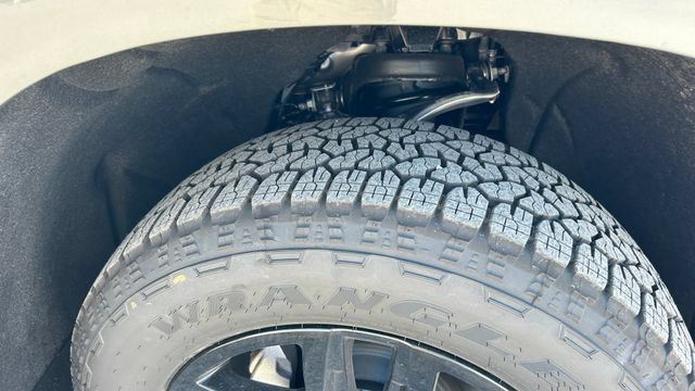 New 2026 Chevrolet Silverado 1500 RST w/ Z71 Off-Road Package AWD/4WD image 10