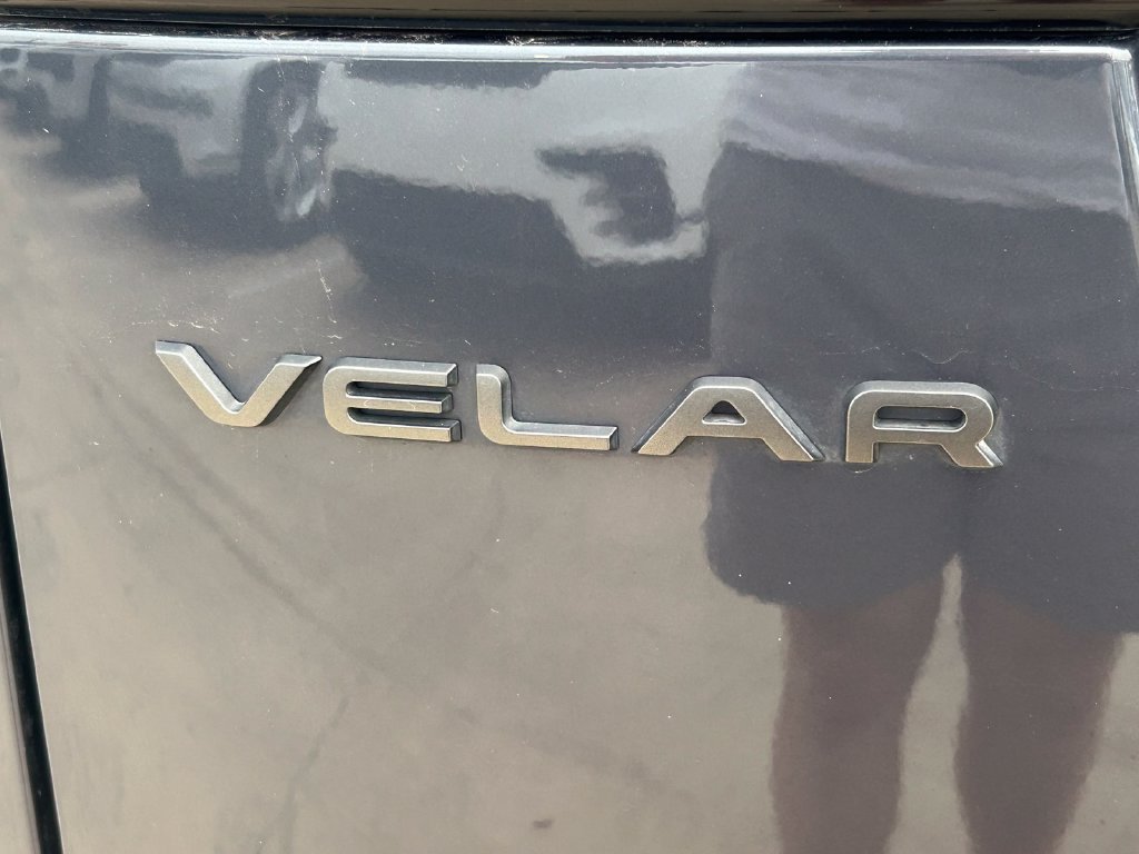 Used 2025 Land Rover Range Rover Velar Dynamic SE AWD/4WD image 11