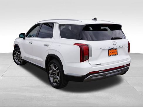 Used 2023 Hyundai Palisade SEL AWD/4WD image 7
