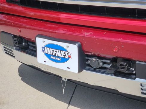 Used 2024 Chevrolet Silverado 1500 High Country w/ Technology Package AWD/4WD image 3