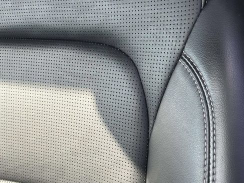 Used 2023 Ford Escape Platinum FWD image 17