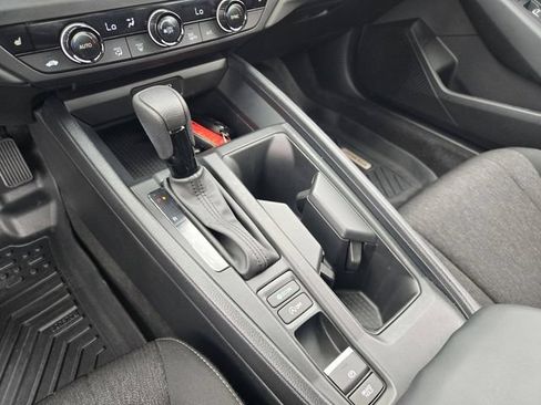 Used 2024 Honda Accord EX image 18
