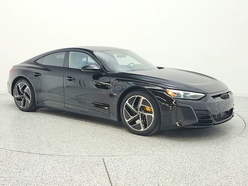 Used 2023 Audi RS e-tron GT w/ Carbon Performance Package AWD/4WD image 3