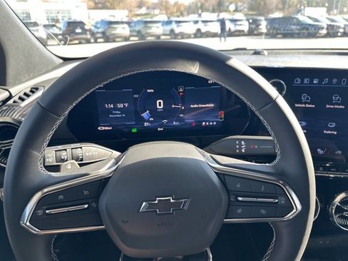 New 2026 Chevrolet Blazer EV LT image 18