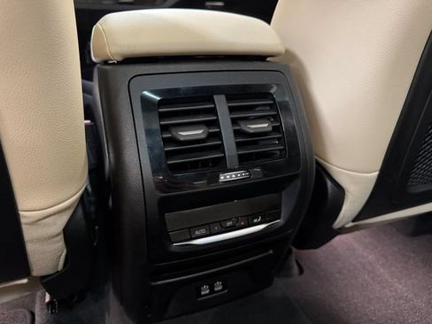Used 2023 BMW X3 sDrive30i w/ Premium Package RWD image 23