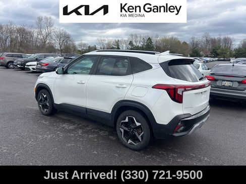 Certified 2024 Kia Seltos EX image 8