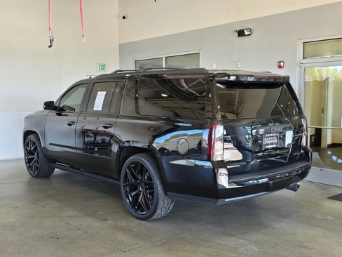 Used 2019 GMC Yukon XL Denali w/ Denali Ultimate Package AWD/4WD image 6