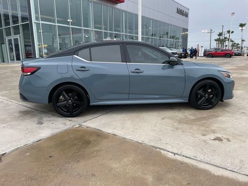 Certified 2024 Nissan Sentra SR FWD image 2