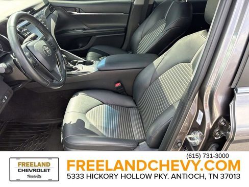 Used 2020 Toyota Camry SE image 24