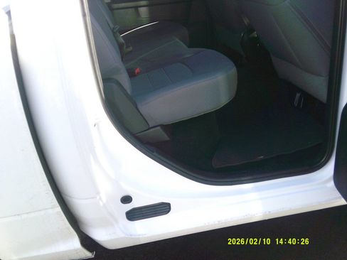 Used 2015 RAM 1500 Express image 13