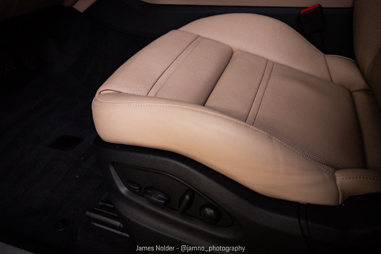 Certified 2026 Porsche Cayenne AWD/4WD image 14