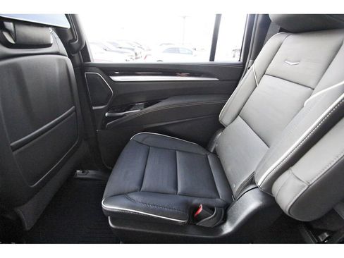 New 2026 Cadillac Escalade ESV Luxury image 12