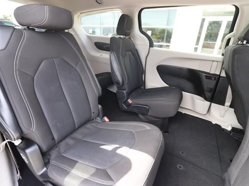 Used 2023 Chrysler Voyager LX FWD image 22