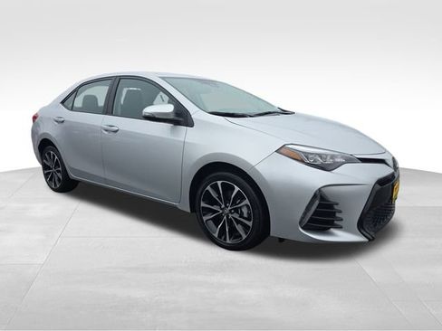 Used 2019 Toyota Corolla SE image 1