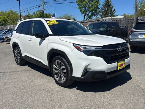 Used 2025 Subaru Forester Touring w/ Protection Package AWD/4WD image 4