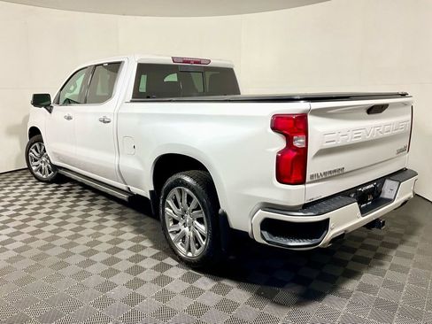 Used 2019 Chevrolet Silverado 1500 High Country w/ High Country Premium Package image 12