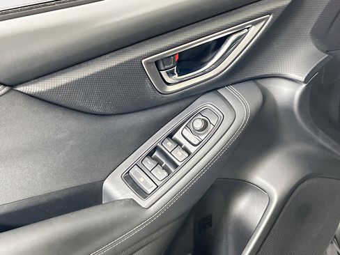 Used 2022 Subaru Forester Premium image 17