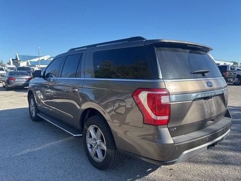 Used 2019 Ford Expedition Max XLT w/ Equipment Group 202A image 7