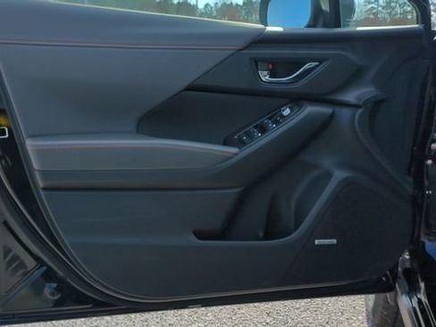 Used 2025 Subaru Crosstrek 2.5i Limited image 18