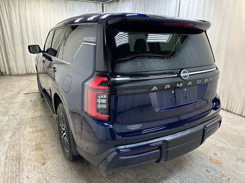 New 2025 Nissan Armada SL w/ Captain's Chari Seat Package image 2
