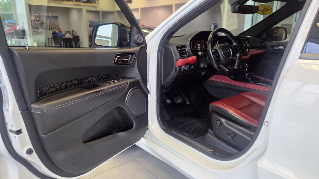 Used 2022 Dodge Durango SRT w/ Premium Interior Group AWD/4WD image 7