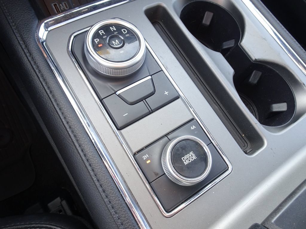 Used 2021 Ford Expedition XLT AWD/4WD image 19