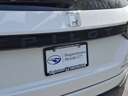 Used 2023 Honda Pilot Touring image 33