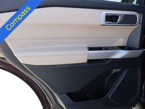 Certified 2022 Ford Explorer XLT AWD/4WD image 18